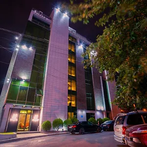 4* Otel Capitol By Umbrella