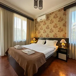 Four Brothers Hotel
