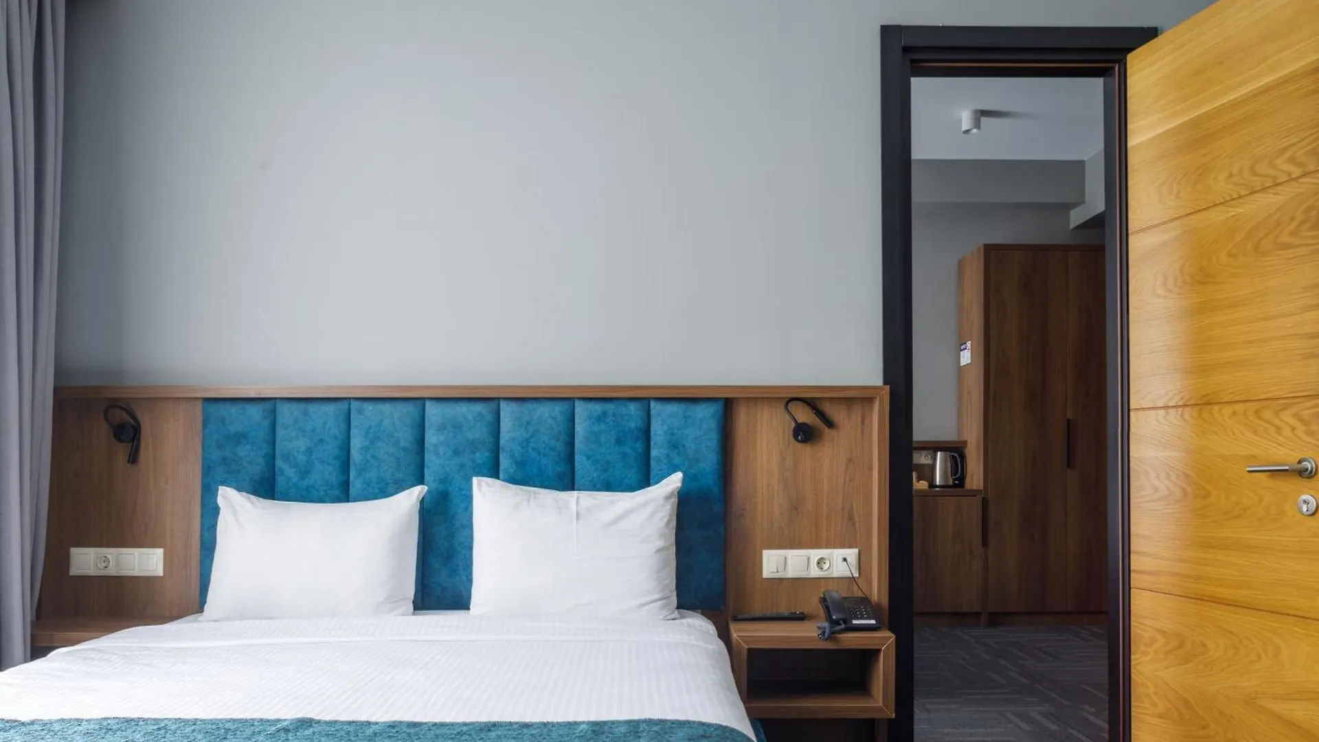 **** Otel Address Inn Tiflis Gürcistan